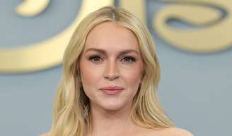 Este é o maior segredo antienvelhecimento de Lindsay Lohan, hoje aos 40 anos: 'Eu bebo esse suco todas as manhãs'.