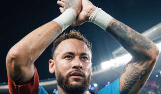 'Vagabundo': Neymar é atacado durante confusão em vitória do Santos na Copa do Brasil 2026, em 4 de agosto de 2026.