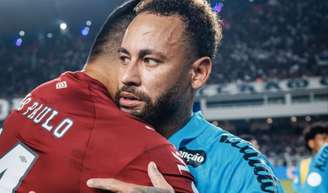 Neymar perdeu a paciência com torcida do Remo.