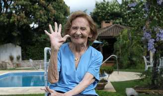 Qual foi a causa da morte da atriz Laura Cardoso, aos 98 anos? Família toma decisão envolvendo velório da veterana da TV.