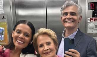 Tarcísio Filho ganhou linda mensagem da mulher em meio ao luto pela morte da mãe, Glória Menezes: 'E este não é um aniversário qualquer. É um aniversário atravessado pela saudade, pelo luto, por uma tristeza que ainda está aqui, muito perto da gente'.