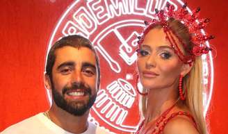 Cintia Dicker foi confirmada como musa do Salgueiro no Carnaval 2027: Pedro Scooby reagiu e web pediu que famosos retomem casamento.