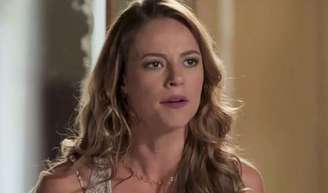 Melissa (Paolla Oliveira) envenena filho contra o pai.