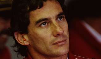 Frase do dia de Ayrton Senna: 'Tudo o que consegui foi através de dedicação, perseverança e muito desejo de atingir meus objetivos, de vitória na vida. Seja quem você for, tenha sempre como meta muita força e muita determinação'.