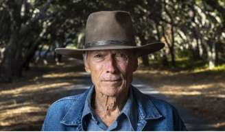 Frase do dia de Clint Eastwood, icônico ator de Hollywood, hoje aos 96 anos: 'Eu simplesmente me levanto todas as manhãs, saio e não deixo o velho entrar'.