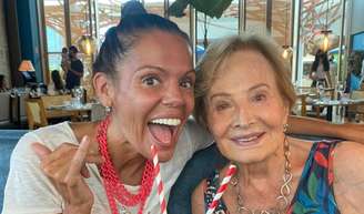 'Glória Menezes me visitou de verdade. Sentou do meu lado, riu comigo e ficou um pouquinho. Depois foi embora de novo': mulher de Tarcísio Filho revela lindo e emocionante sonho com atriz em sítio, refúgio favorito da artista; web se emociona. 'Perdi minha mãe e sinto o mesmo'.
