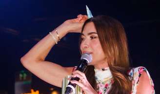 Patricia Abravanel levou mãe e filha à entrega do troféu PJB 2026, mas foi sem o marido, Fábio Faria, em meio a crise no casamento e escândalo envolvendo político e Daniel Vorcaro.