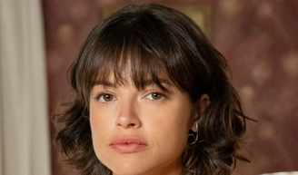 Existem cortes de cabelo curtos que ganharam muita popularidade, e o bixie é um deles. É um estilo muito favorecedor, algo entre um pixie e um bob, o que o torna mais versátil do que o pixie clássico.