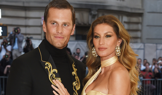 2 filhos, 9 kg perdidos, 13 anos de casamento e uma carta guardada na gaveta: a história não contada do divórcio de Tom Brady e Gisele Bündchen que deixou o quarterback 'parecendo um paciente de câncer com cabelo bom'.