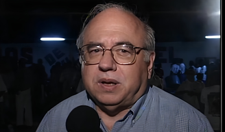 Luis Fernando Veríssimo, que faria 90 anos, sobre envelhecer: 'Depois de uma certa idade é temerário fazer aniversário. Que agonia! Todo parabéns soa, mesmo dito numa boa, como ironia'.