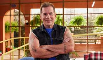 Leandro Hassum, hoje aos 53 anos e quase 80 kg mais magro, baniu da dieta um hábito muito comum no dia a dia: 'É uma auto sabotagem invisível'.