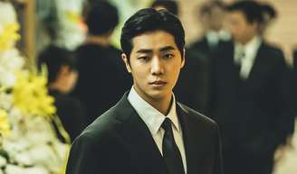 Amo doramas de romance, mas não resisti a esse thriller coreano da Netflix: tem apenas 7 episódios de 40 minutos e é estrelado por So Ji-sub.