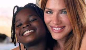Giovanna Ewbank se emocionacom Bless em novela da Globo; atriz faz publicação de filho em A nobreza do amor.