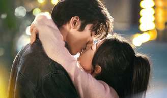 Hoje na Netflix, o dorama chinês de romance que toda fã de 'The Early Spring' e 'Insubstituível' deveria assistir: 36 episódios no total.