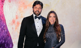 Patricia Abravanel sem aliança: após rumor de crise em casamento e novos vídeos de Fabio Faria em festa de Vorcaro, nova aparição da apresentadora chama atenção por ausência de joia.