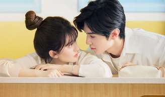 Bati 'Insubstituível' e 'The Early Spring' no liquidificador e o resultado foi o melhor dorama chinês de romance e drama da Netflix.