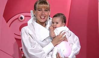 Lua Blanco surgiu pela primeira vez na TV no colo de Xuxa Meneghel, em 1987.
