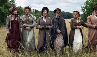 Só seis episódios: Netflix estreia uma série de época com nova versão de 'Orgulho e Preconceito', de Jane Austen, com Emma Corrin e Jack Lowden.
