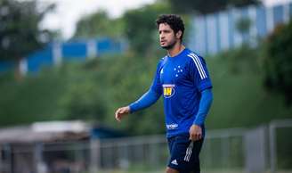 Léo agiu como um dos líderes do Cruzeiro e não evitou "bolas divididas" sobre o passado recente do clube-(Bruno Haddad/Cruzeiro)