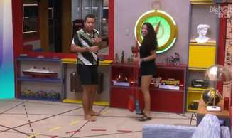 Brothers se assustam com brincadeira de Fred