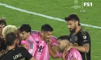 Luis Suárez mordeu companheiro de equipe em jogo da Champions da Concacaf