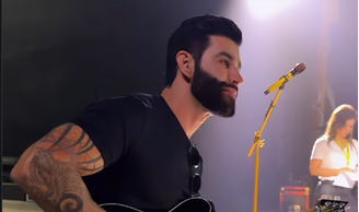 Gusttavo Lima toca Steve Vai e pede desculpas ao ídolo
