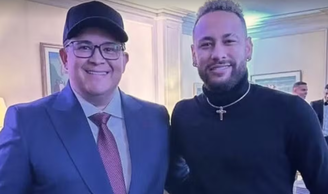 Neymar com Bruno Avelar