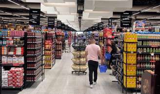 Vendas do varejo restrito acumularam crescimento de 1,7% no ano