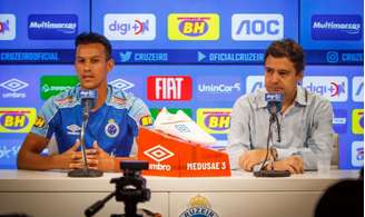 Itair e Henrique, capitão do time, falaram sobre o mau momento do Cruzeiro na temporada- (Vinnicius Silva/Cruzeiro)