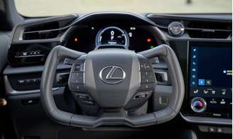 Lexus RZ é um crossover elétrico com mais de 600 km de autonomia