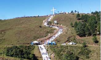 Cruz e capelas no Morro da Cruz em Lages eram alimentadas por energia de morador 