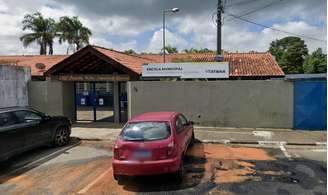 Mais de 50 pessoas, entre alunos e funcionários, estão afastadas de uma escola municipal de Atibaia por suspeita de sarna humana. A situação é acompanhada por equipes de saúde, que estiveram na unidade nesta semana para orientar a direção sobre medidas de prevenção e controle da doença.