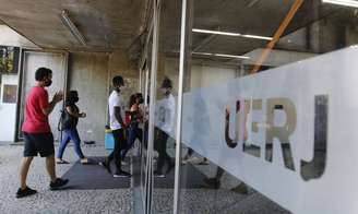 Em repúdio à agressão, um protesto foi organizado na faculdade no início desta semana