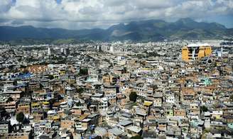 Complexo do Alemão tem 200 mil habitantes divididos em 15 bairros. Uma universidade no complexo faria toda a diferença