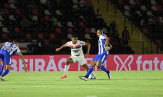 De virada, Avaí vence Botafogo-SP pela Série B 