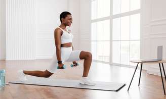 Pilates para iniciantes: 4 exercícios para você fazerapostasonlinecasa