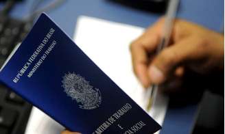 Novo valor do salário mínimo começa a ser creditado a partir de fevereiro.