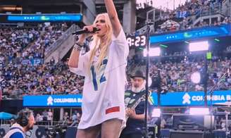 Soundgarden se apresenta no intervalo de jogo da NFL com Mike McCready e Taylor Momsen; veja