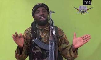 <p>O líder do grupo extremista nigeriano Boko Haram, Abubakr Shekau, em foto de abril de 2014 </p>