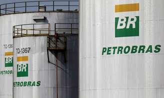 Tanques da Petrobras em refinaria em Paulínia  
01/07/2017 
REUTERS/Paulo Whitaker