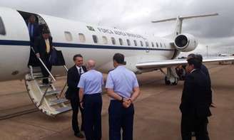 O presidente Jair Bolsonaro e o vice-presidente General Mourão viajaram em avião da FAB