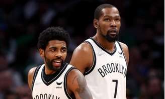 Kevin Durant e Kyrie Irving devem deixar o Brooklyn Nets (Maddie Meyer/AFP)