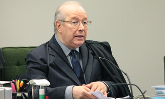 Celso de Mello, ex-presidente do Supremo, afirmou que proposta de Bolsonaro é para "controlar o Judiciário"