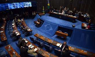 A Comissão Parlamentar de Inquérito que investiga atos golpistas, no Senado, obteve um e-mail que mostra um discurso de derrota elaborado para Jair Bolsonaro.