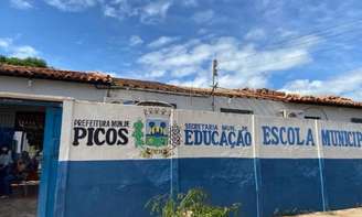 Escola Municipal Gabriel Justino de Oliveira, localizada no Povoado Carnaíbas, zona rural de Picos.