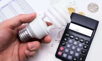 Conta de luz ficará mais cara em maio