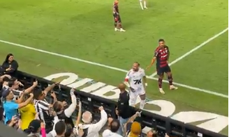 Neymar defende Danilo