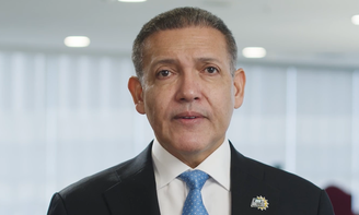 Presidente do Tribunal Superior Eleitoral, ministro Nunes Marques faz pronunciamento na véspera das eleições