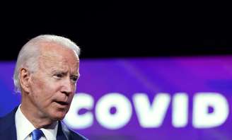 Candidato presidencial democrata, Joe Biden, fala sobre reabertura das escolas nos EUA em meio à pandemia da Covid-19
02/09/2020
REUTERS/Kevin Lamarque