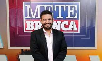 Romano dos Anjos, apresentador do 'Mete Bronca', programa da TV Imperial, afiliada da Record em Roraima